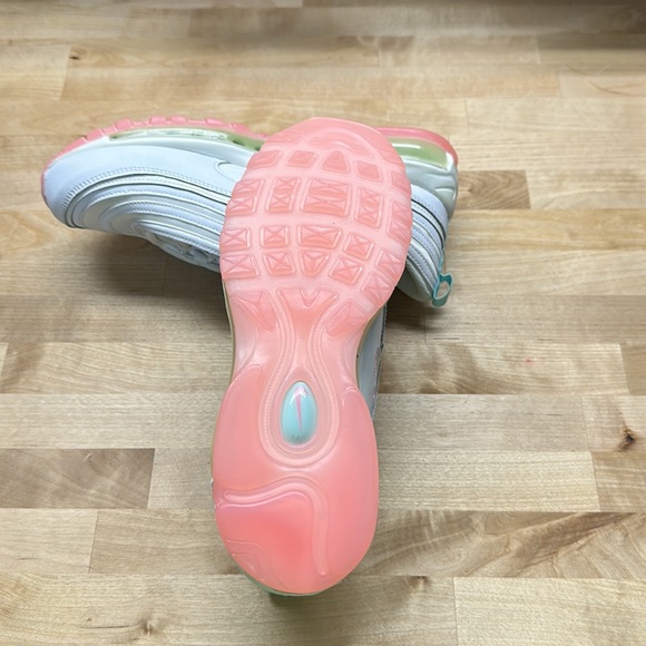 Women’s Nike Air Max 97 - Picture 10 of 11